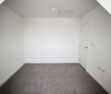 1 bedroom detached house to rent - Photo 2