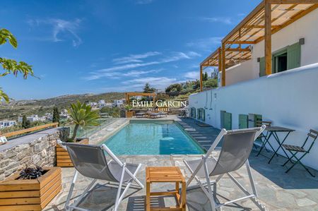 Vie de Village Unique à Paros : Villa à Louer avec Vue Panoramique sur la Mer - Photo 5