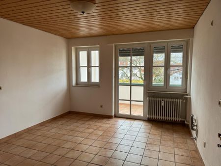 Dillingen: Schöne Wohnung mit 73 m², 2 Zimmern, Küche, Bad und Balkon in zentraler Lage - Photo 2