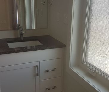 4 Bedroom Condo for Rent “Meadows” - Photo 2
