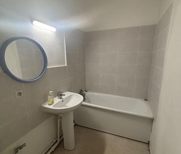 T2 - Rue d'Alembert - Grenoble - Photo 2