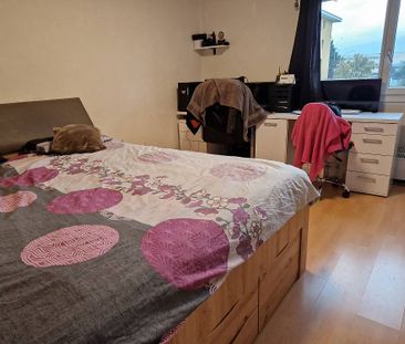 A Louer Appartement 2.5 pièces à VILLENEUVE - Foto 3