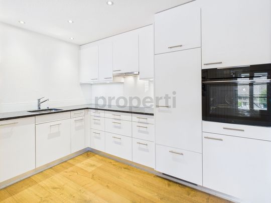 Historisches Wohnen trifft modernen Komfort 4-Zimmer-Wohnung in Grosshöchstetten, BE - Photo 1