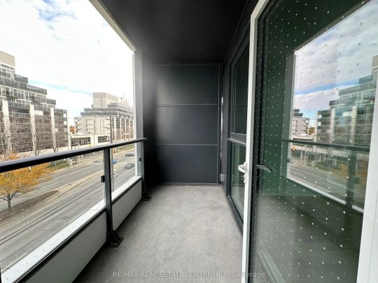 1037 The Queensway #318 - Photo 1