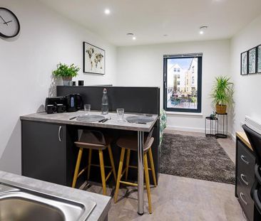 Studio to rent - Photo 1