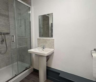 Westgate, Hornsea, HU18 - Photo 1