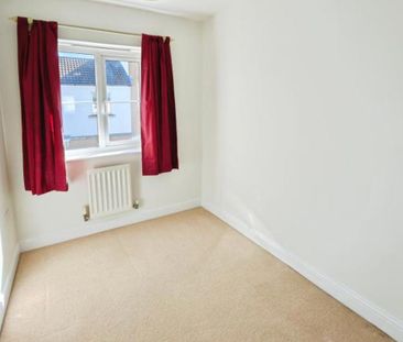 WOW! A really super three bedroom house close to the Marina and hav... - Photo 3