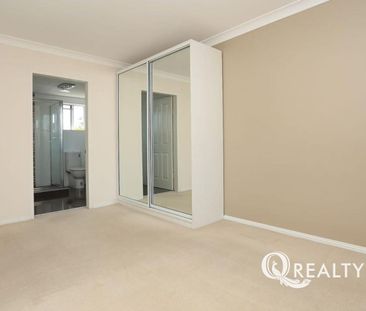 Self Contained Unit Looking for Long Term Tenants! - Photo 3