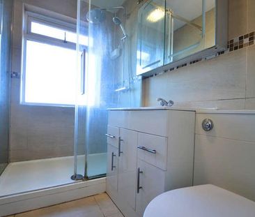 London Road, Staines-upon-thames, TW18 - Photo 3