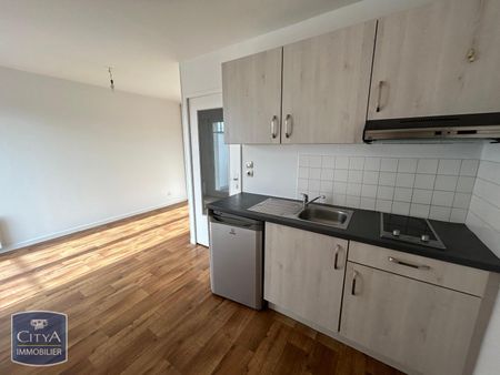 Location Appartement 1 pièce 21m² LAVAL 53000 - Photo 3