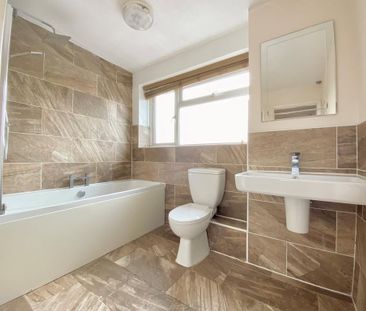 3 bedroom terraced house to rent - Photo 6