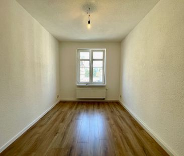 3-Zimmer zum VERLIEBEN! Praktischer Schnitt, Hochparterre und Bad m... - Photo 3