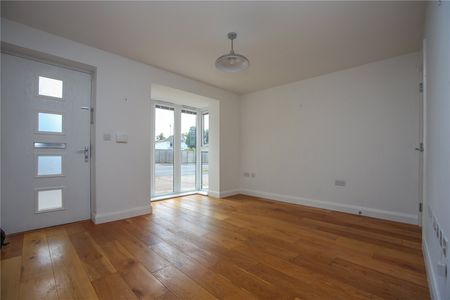 Prestbury Close, - Photo 3