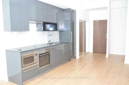 For Lease - 115 Mcmahon Drive Unit# 909, Toronto, Ontario - Photo 2