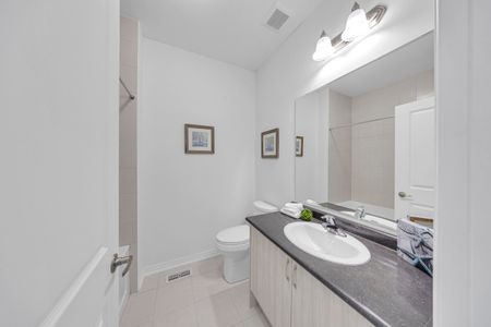 For Lease - 1117 Pisces Trail, Pickering, Ontario - Photo 4