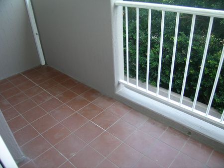 Studio Apartment - Photo 3