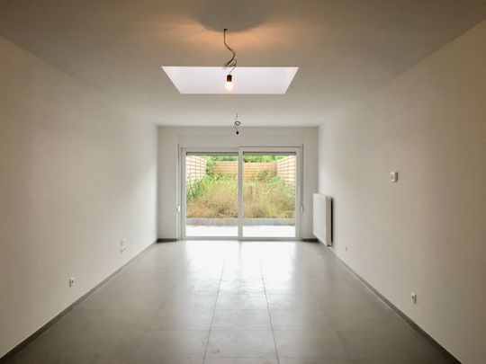 Wervik - Gerenoveerde rijwoning met 2 slaapkamers - Foto 1