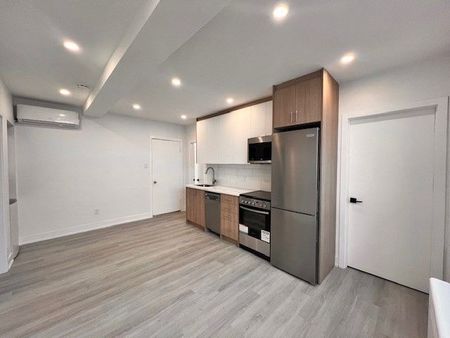 For Lease - 1982 Eglinton Avenue Unit# 2, Toronto, Ontario - Photo 3