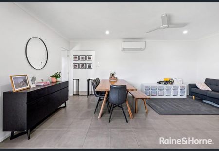 Contemporary Design with plenty of space! - Photo 3