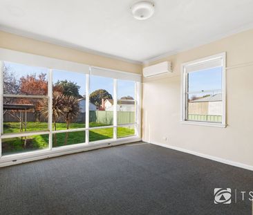 Close to Bendigo Hospital - Photo 1