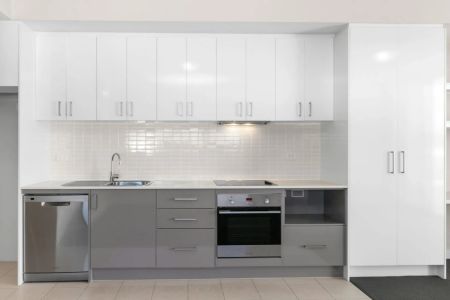 Stylish, Secure and Low Maintenance! - Photo 3