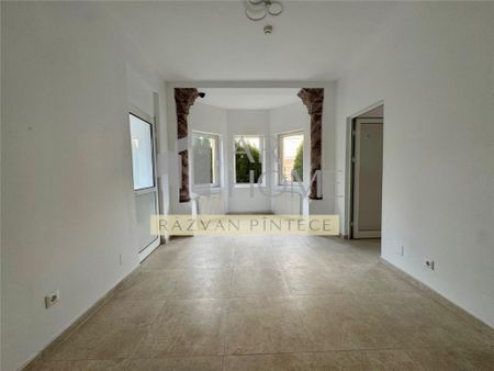 Casa 7 camere, zona AFI Palace centru, Ploiesti - Fotografie 5