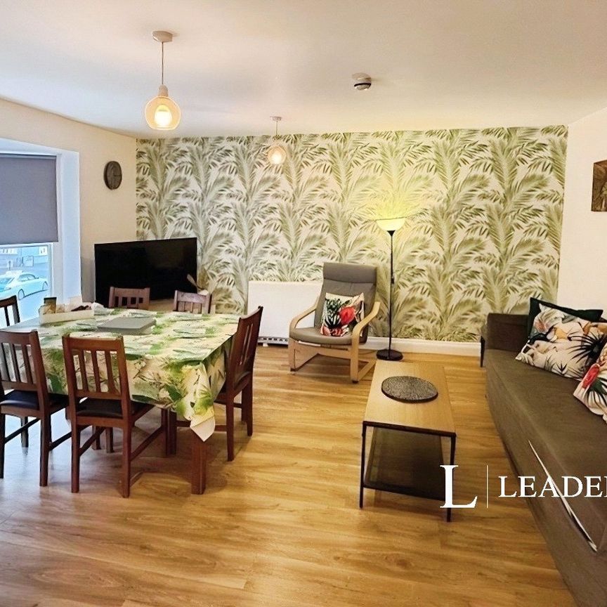 2 bedroom property to rent East Street, Brighton, BN1 - Photo 1