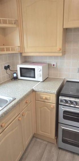 1 Bedroom Apartment To Let - Photo 1