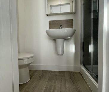 Studio Flat, London, N13 - Photo 4