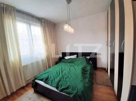 Apartament cu 3 camere, semidecomandat, 55 mp, zona strazii Horea - Photo 3