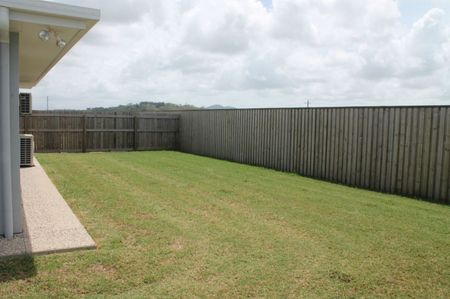 Deluxe Home in Mackay's Premier Estate - Photo 4
