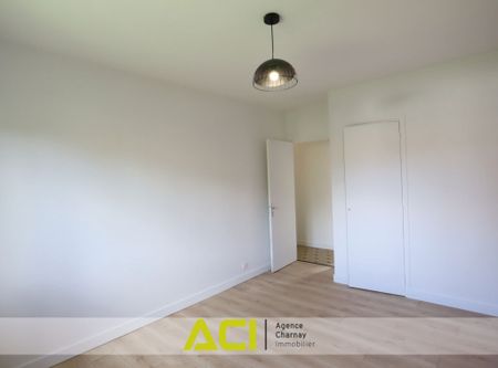 MACON SECTEUR ROND POINT DE NEUSTADT MAISON ENTIEREMENT RENOVEE AVEC GARAGE - Photo 2