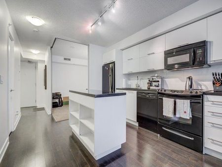 For Lease - 21 Nelson Street Unit# 212, Toronto, Ontario - Photo 4