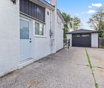 For Lease - 523 Pinegrove Road Unit# Lower, Oakville, Ontario - Photo 3