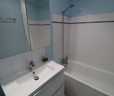 Location Appartement 2 pièces 49m² - Photo 4