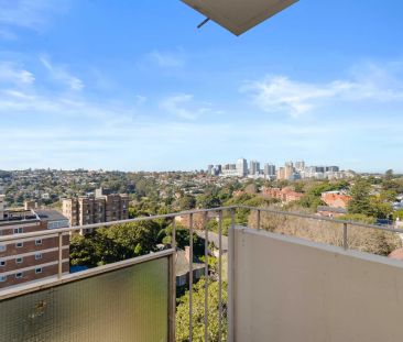 Light And Bright Two Bedroom Apartment with pool in Security Building - Photo 6