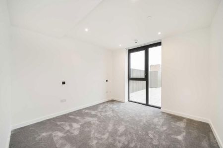 3 bedroom flat to rent - Photo 2