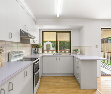 SPACIOUS HOME PERFECT FOR YOUR FAMILY! - Photo 4