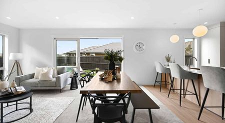 43 Maanihi Drive, Rototuna-North - Photo 2