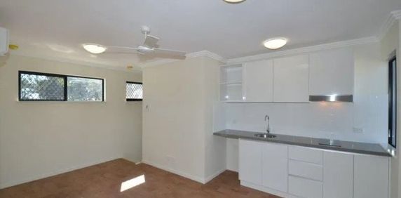 38B Goode Lane, Oonoonba - Photo 2