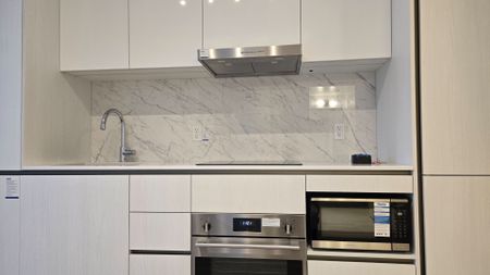 For Lease - 8 Interchange Way Unit# 1208, Vaughan, Ontario - Photo 5