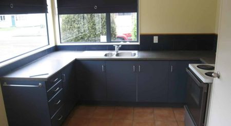 FIVE BEDROOMS, STUDENT RENTAL, HOKOWHITU - Photo 2