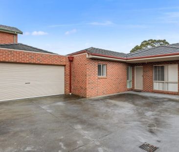 SPACIOUS 3BEDROOM HOME IN HEART OF EPPING - Photo 4