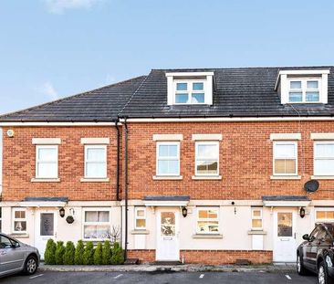 Aphelion Way, Shinfield, Reading, RG2 - Photo 3