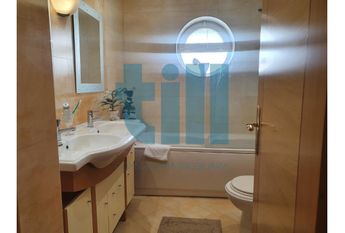 Apartamento T4 em Porto