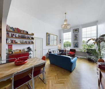 3 bedroom flat to rent - Photo 2