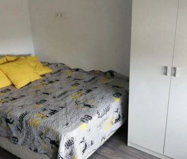 Apartamento de alquiler en Plaza Minayo, Casco Antiguo - Foto 4