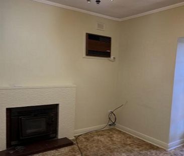 Great location within walking distance to the beach - Photo 6