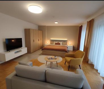 Ruhige & zentrale Lage · 2,5Zimmer · ca. 88 m2 //Südbalkone · viel ... - Photo 5