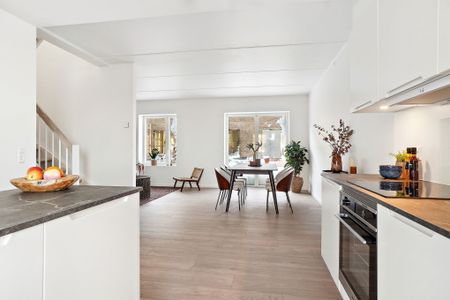 Rummeligt rækkehus i Viby J - Photo 3